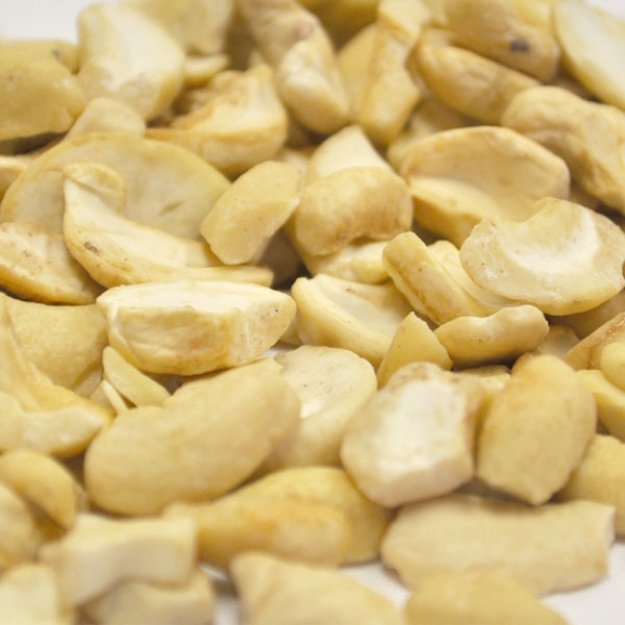 Picture of Cashew Large Pieces 5 Lb. (1 pcs Case)